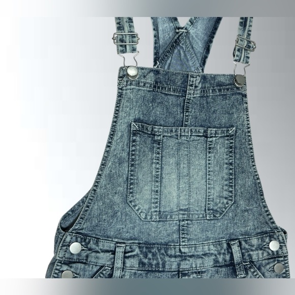 Denim Overall Shorts by NO BO Size 3-5 Relaxed Fit - Picture 13 of 14